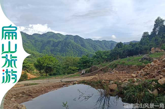 閩西鄉間小路風景一角（jiǎo）